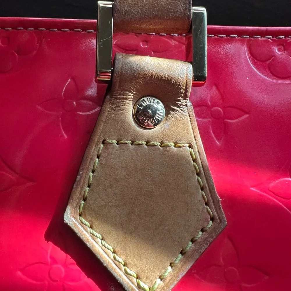 Louis Vuitton Houston Bag Monogram Vernis Fuchsia Pink - Picture 4 of 8